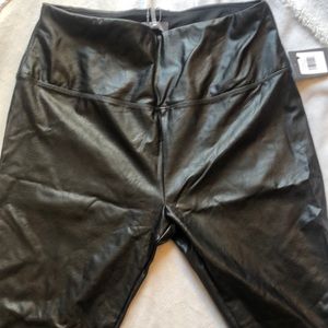 NWT Lyssé High Waist Vegan Leather Leggings Size XL
